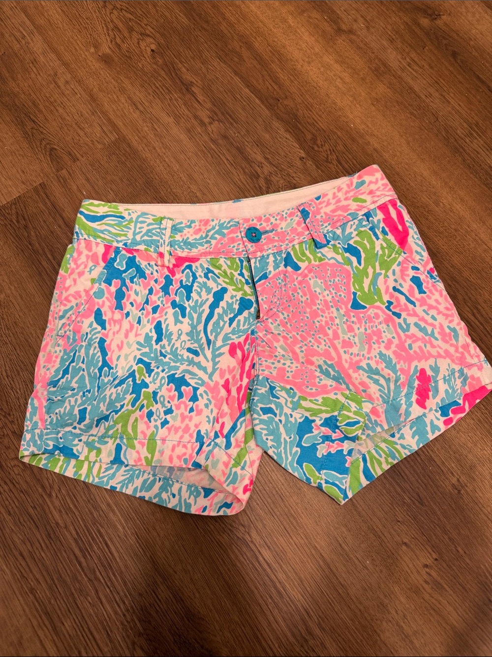 Lilly Pulitzer Pink Blue Green Coral Print Callahan Women’s Shorts